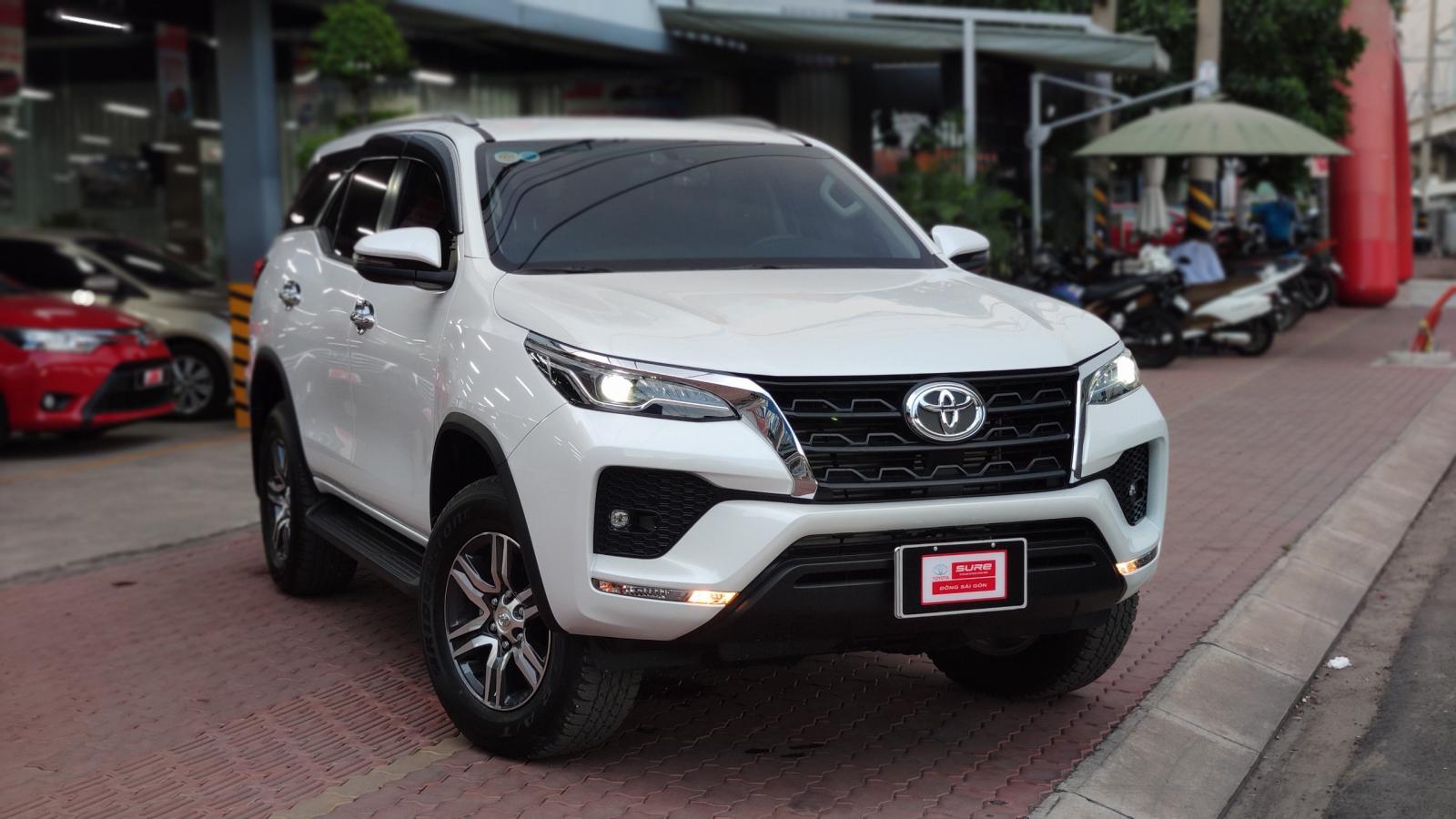 toyota-Fortuner-2.4-AT