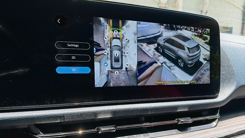 Camera 360 giúp việc đỗ xe trở nên dễ dàng hơn
