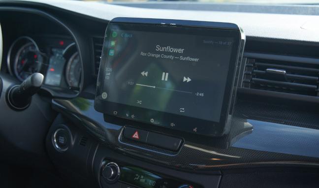 2020-suzuki-xl7-philippines-10-inch-infotainment-screen-5f4f75faa47ec