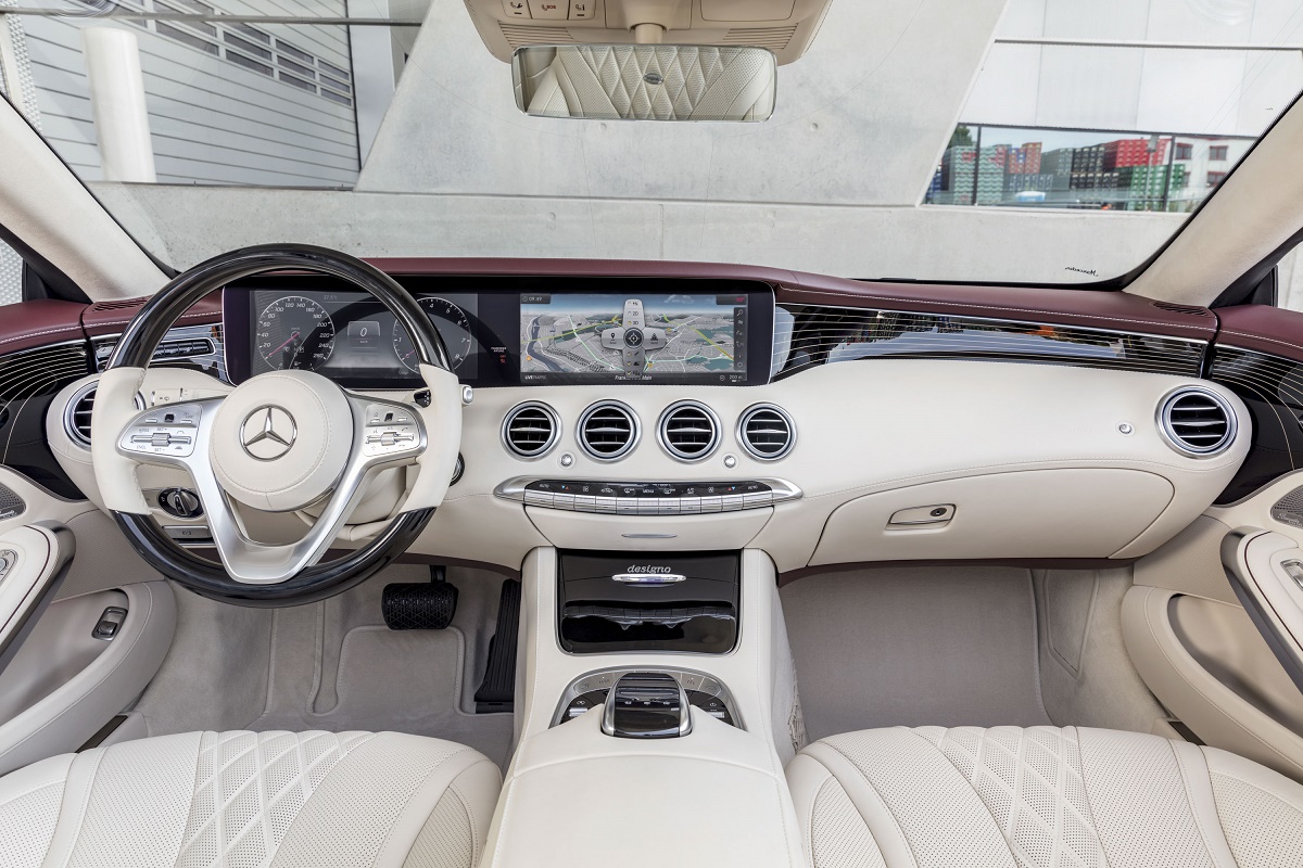 tien-nghi-Mercedes-S500-C