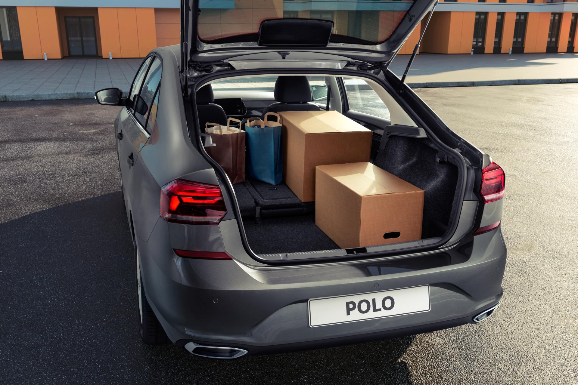 khoang-hanh-ly-Volkswagen-Polo-Sedan-2020