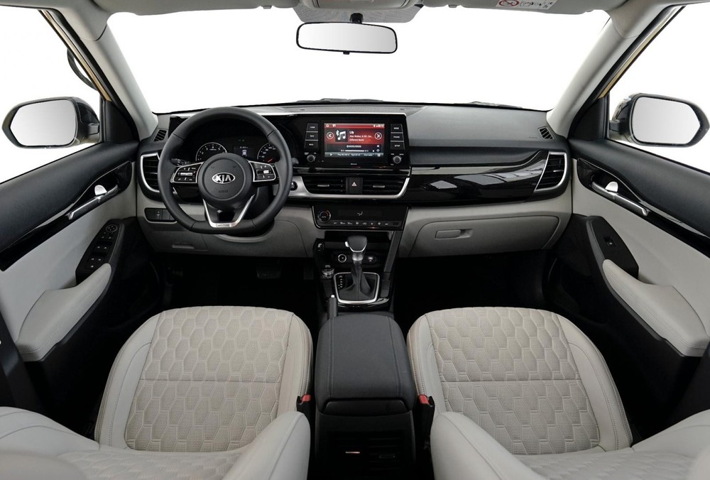 Nội thất của Kia Seltos 1.4L Turbo Premium.