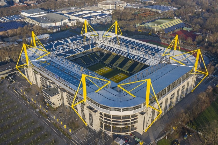 Signal Iduna Park là sân nhà của Dortmund. Ảnh: Getty
