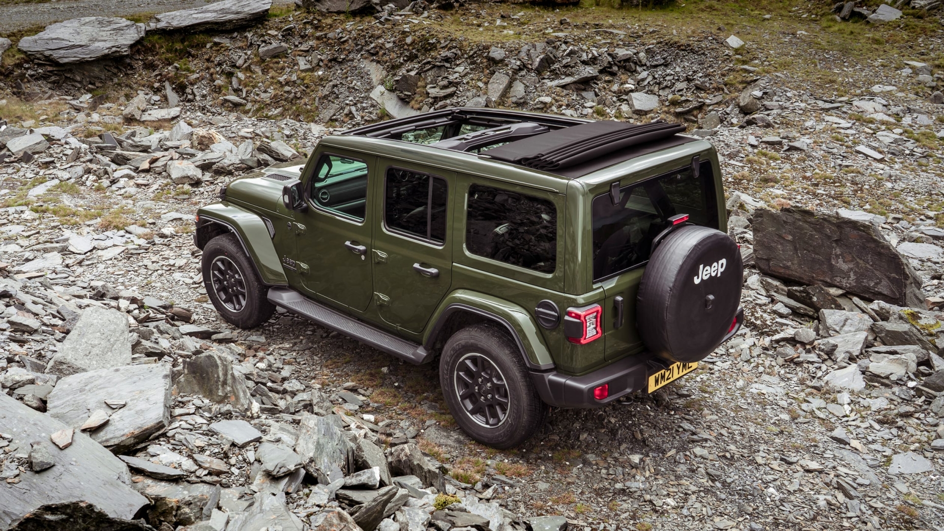 Jeep Wrangler thế hệ mới lộ diện với công nghệ cải tiến và nâng cấp khả  năng off-road