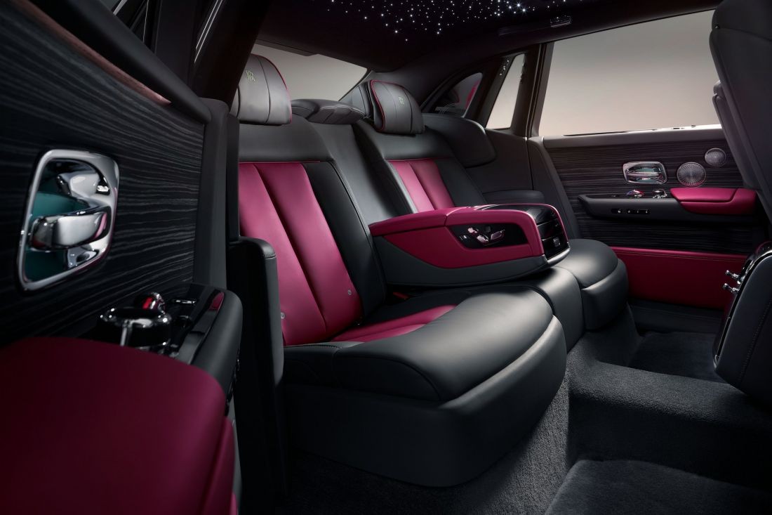 2021 RollsRoyce Ghost Extended Revealed With UltraLuxury Interior   CarBuzz