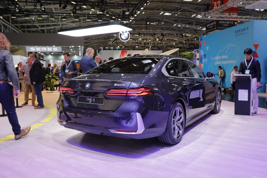 https___www.carscoops.comhttps___www.carscoops.com