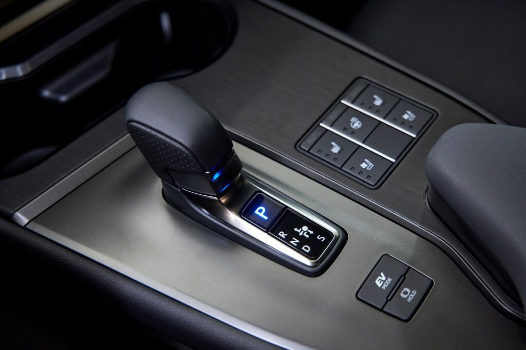 https___www.carscoops.comhttps___www.carscoops.com