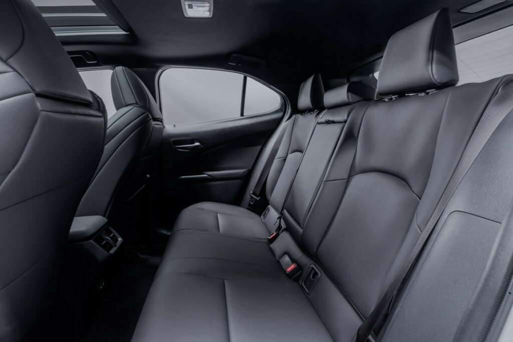 https___www.carscoops.comhttps___www.carscoops.com