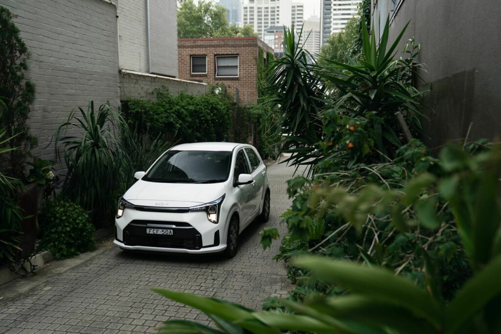 https___www.carscoops.comhttps___www.carscoops.com
