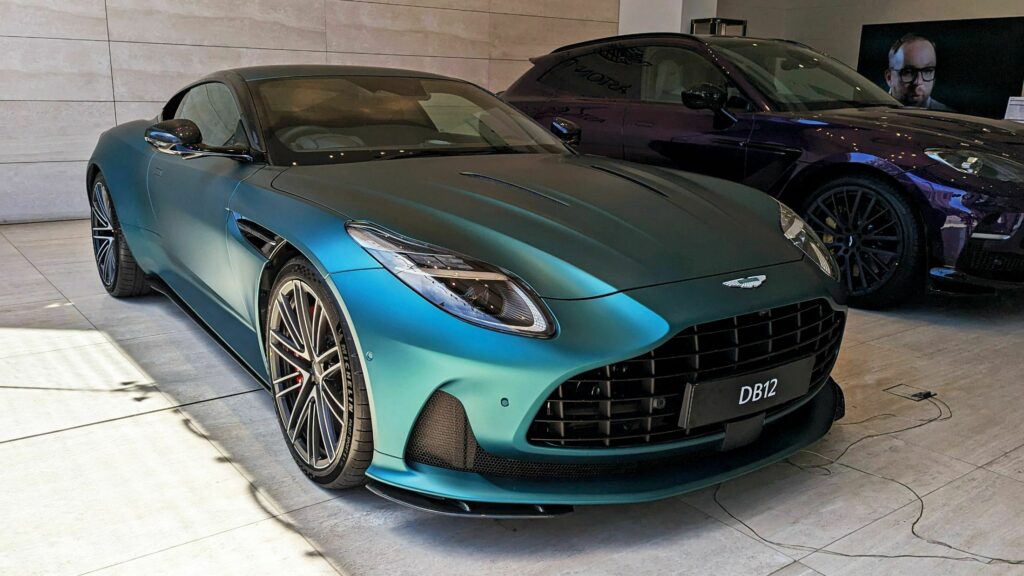 https___www.carscoops.comhttps___www.carscoops.com