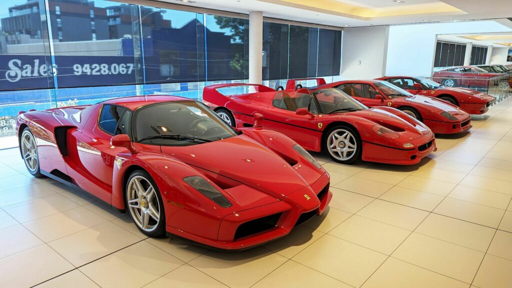 https___www.carscoops.comhttps___www.carscoops.com
