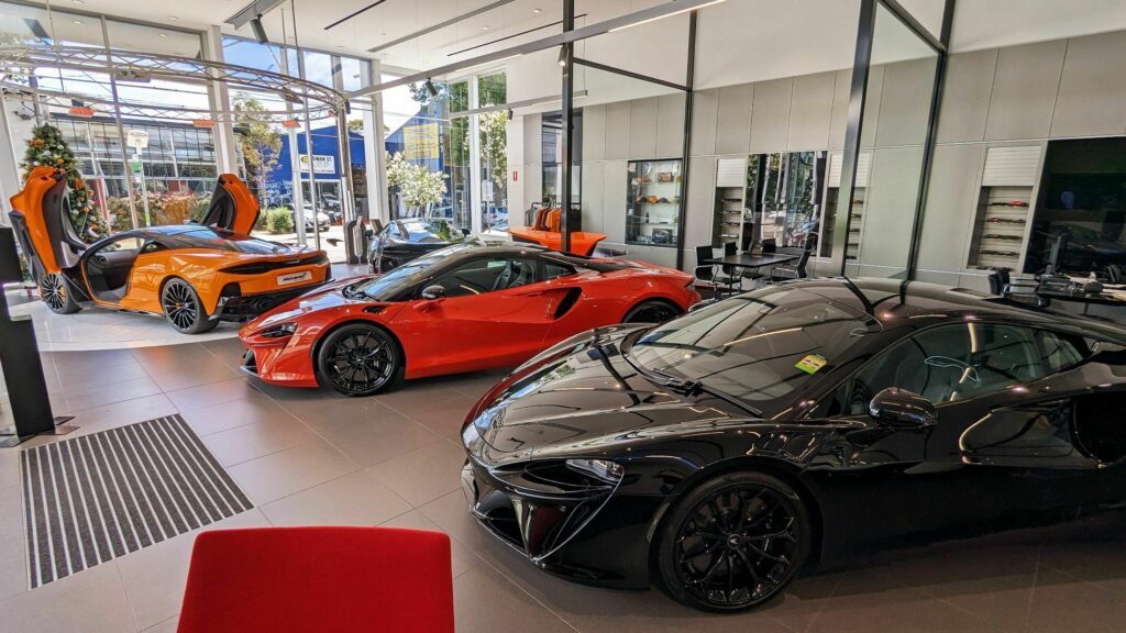 https___www.carscoops.comhttps___www.carscoops.com