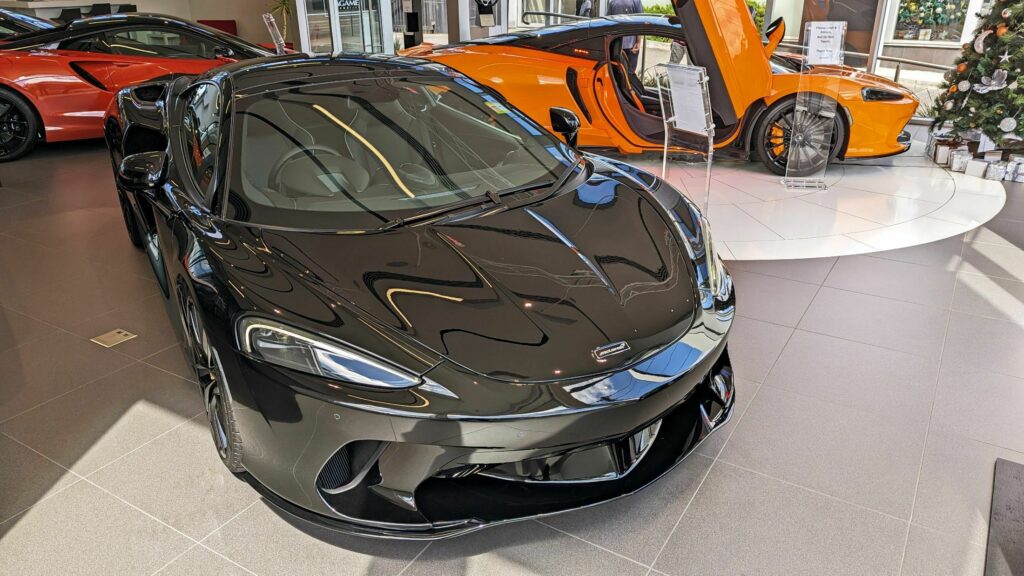 https___www.carscoops.comhttps___www.carscoops.com