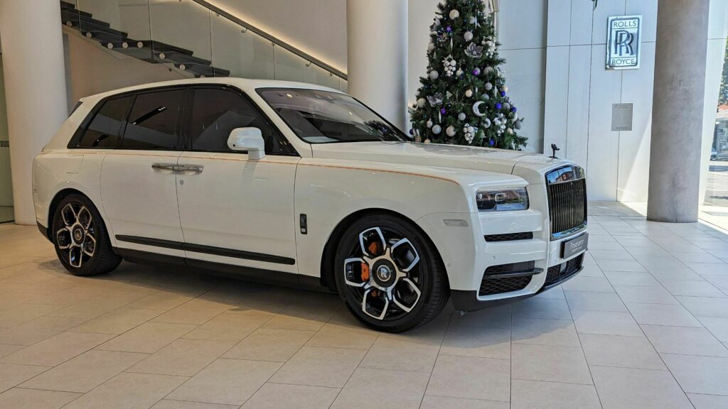 https___www.carscoops.comhttps___www.carscoops.com