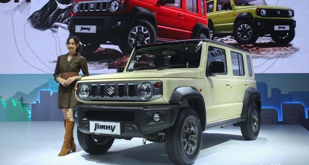 Suzuki Jimny 5 cửa xuất hiện tại Triển lãm Indonesia International Motor Show 2024 trước đó