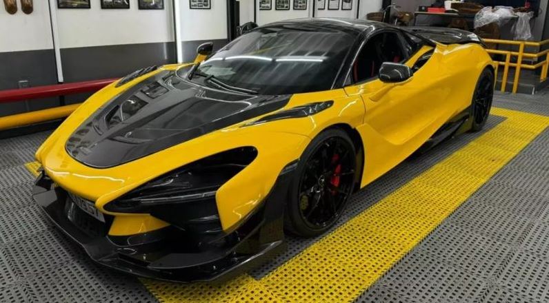 Chiếc McLaren 720S độ Senna GTR của đại gia Nghệ An