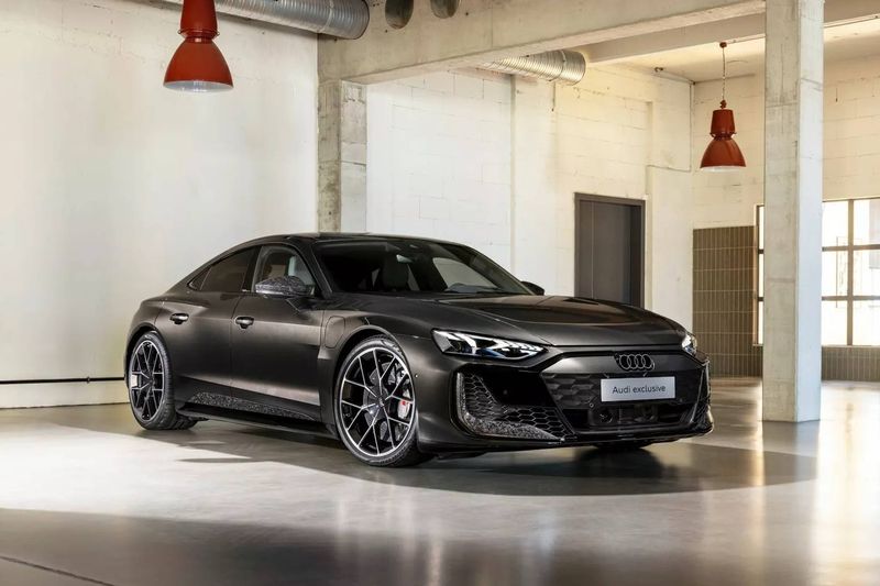 Khám phá Audi Exclusive E-Tron GT 2025 - phiên bản giới hạn với 299 chiếc trên toàn cầu