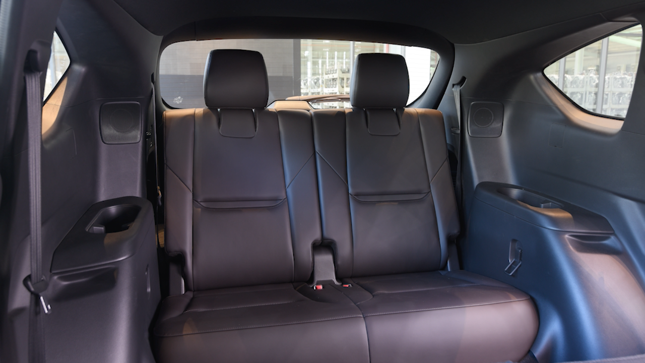 Mazda CX-8 2021 ra mắt: Trang bị ghế ngồi như thương gia, giá từ 720 triệu  đồng -