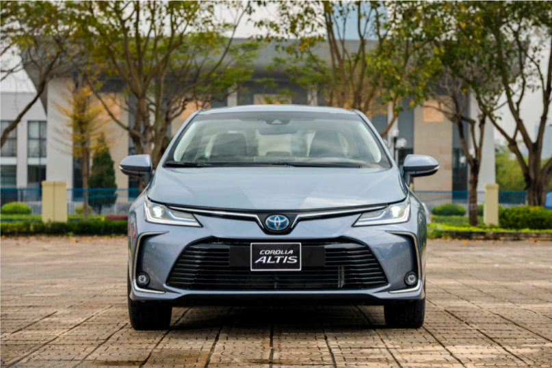 Đầu xe Toyota Corolla Altis 2022