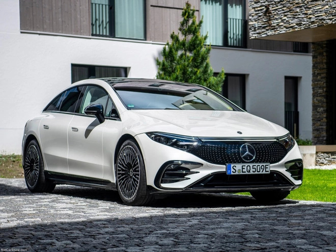 EQS - Sedan điện đầu bảng nhà Mercedes-Benz