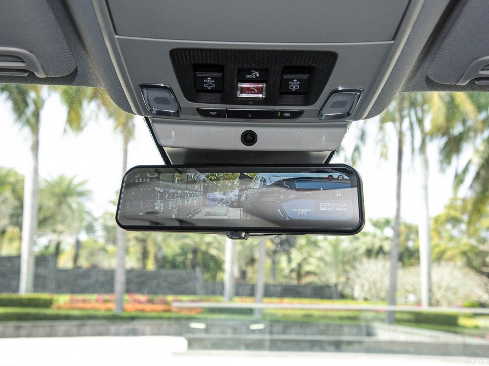 Gương chiếu hậu của Honda Accord e:PHEV 2023