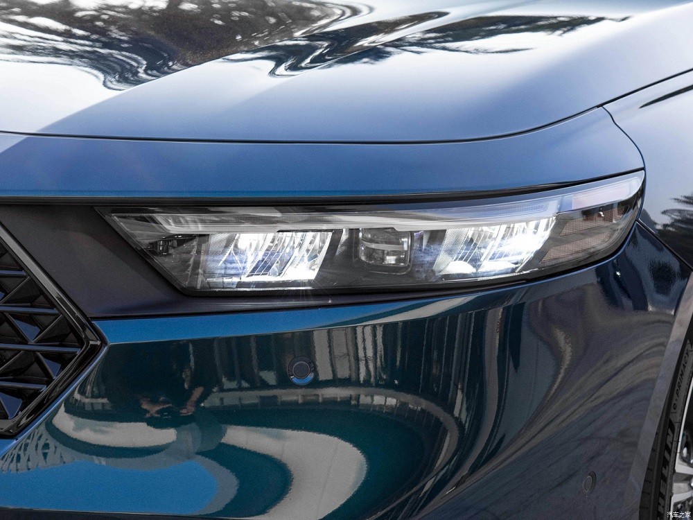 Honda Accord e:PHEV 2023 chưa có giá bán