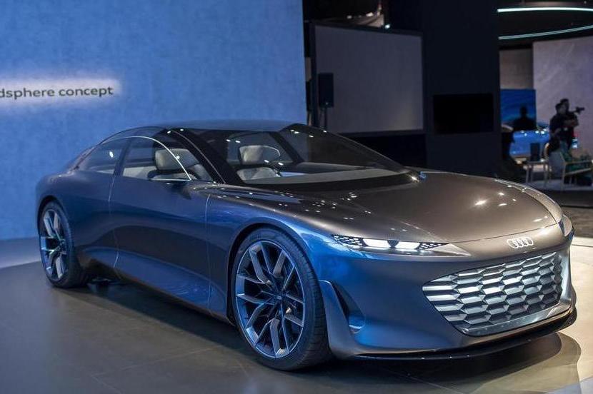 Audi Grandsphere Concept là mẫu xe concept mang đậm chất tương lai.Audi Grandsphere Concept là mẫu xe concept mang đậm chất tương lai.
