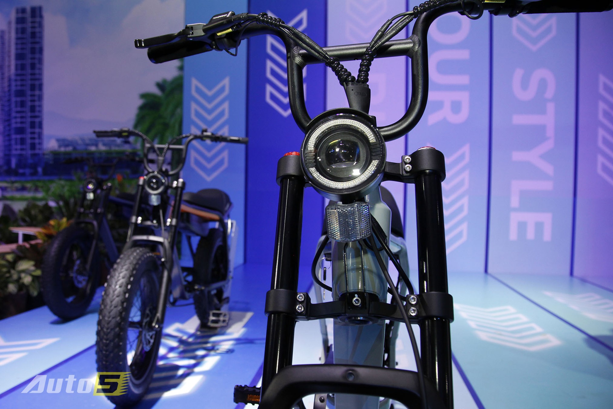 Xe đạp điện VinFast