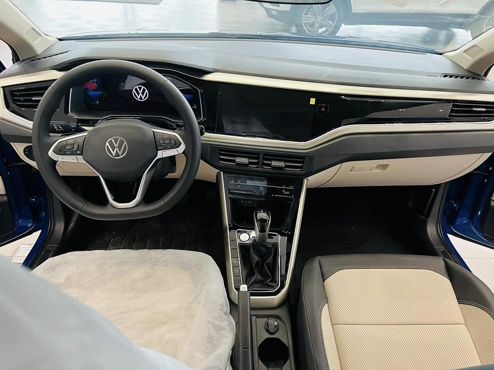 Nội thất khoang lái Volkswagen Virtus