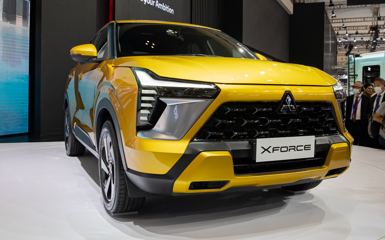 Mitsubishi Xforce ra mắt tại Indonesia
