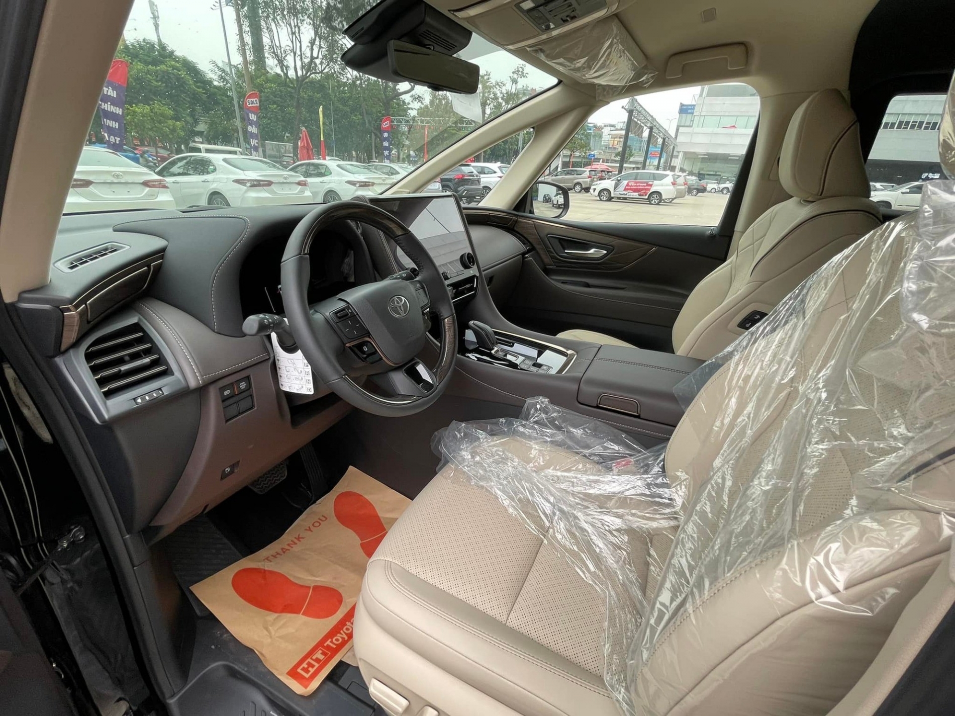 2024-toyota-alphard-3-17-1700986837