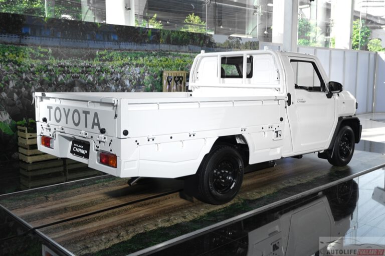 Hilux_Champ_Standard_002-Hilux_Champ_Standard_002-