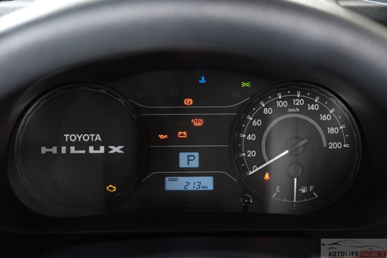 Hilux_Champ_Standard_058-Hilux_Champ_Standard_058-