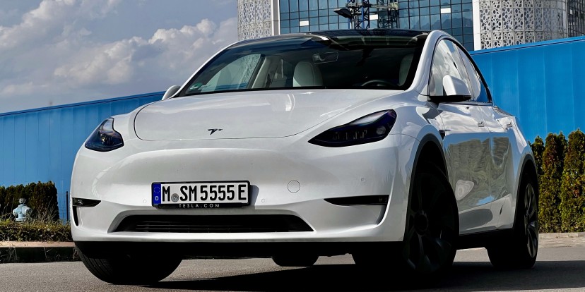 Xe điện Tesla Model Y được tìm kiếm nhiều nhất tại Mỹ trong năm 2023