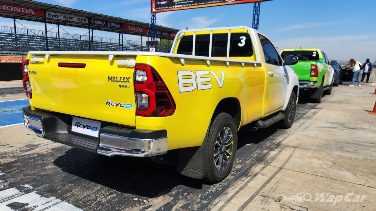 toyota-hilux-bev
