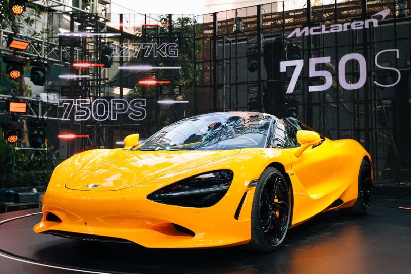 xehay-750s-170424 (2)