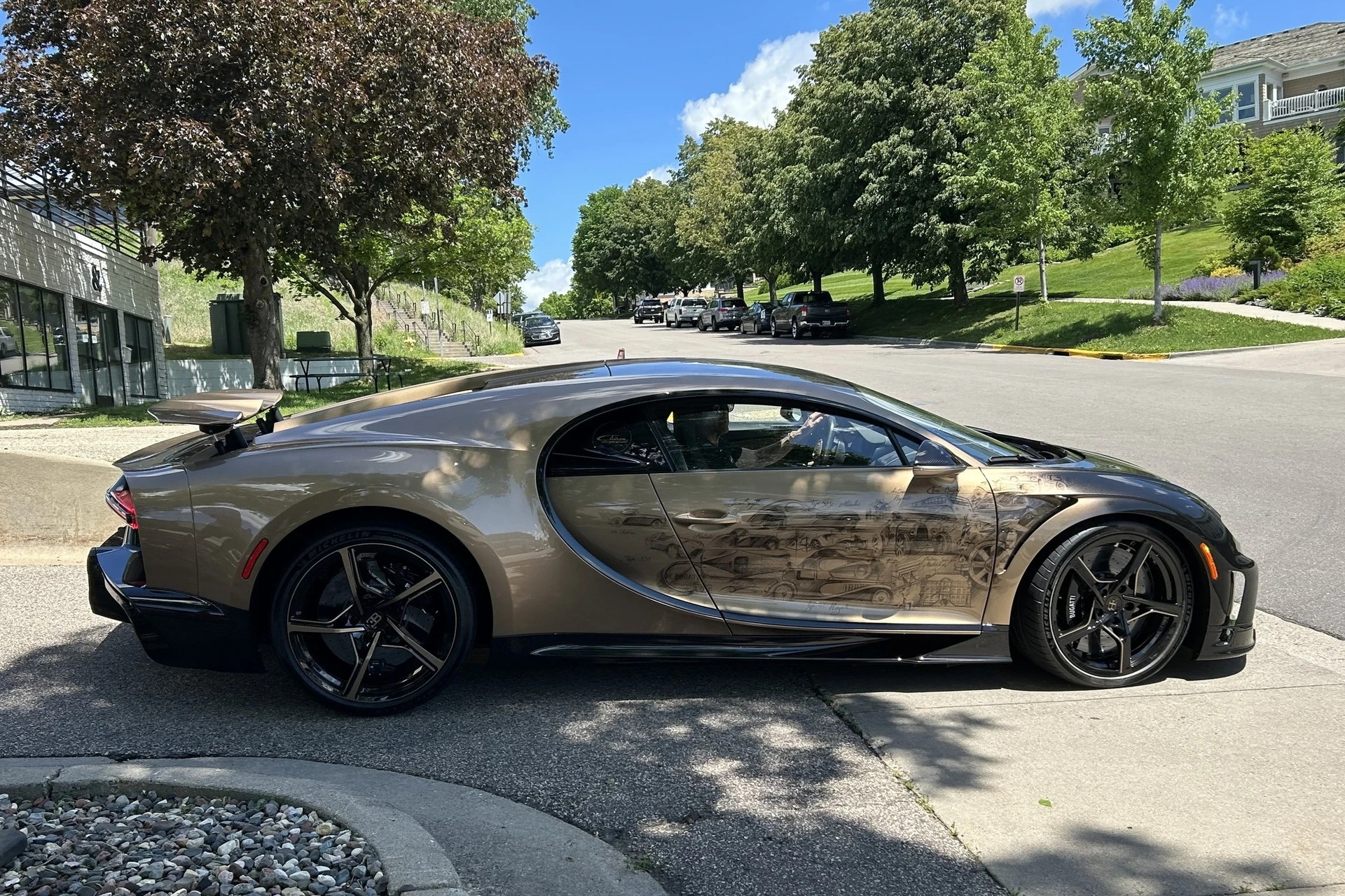 Bugatti_Chiron_Super_Sport_Golden_Era_1