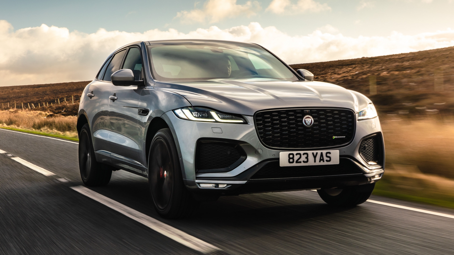 F-Pace vẫn 