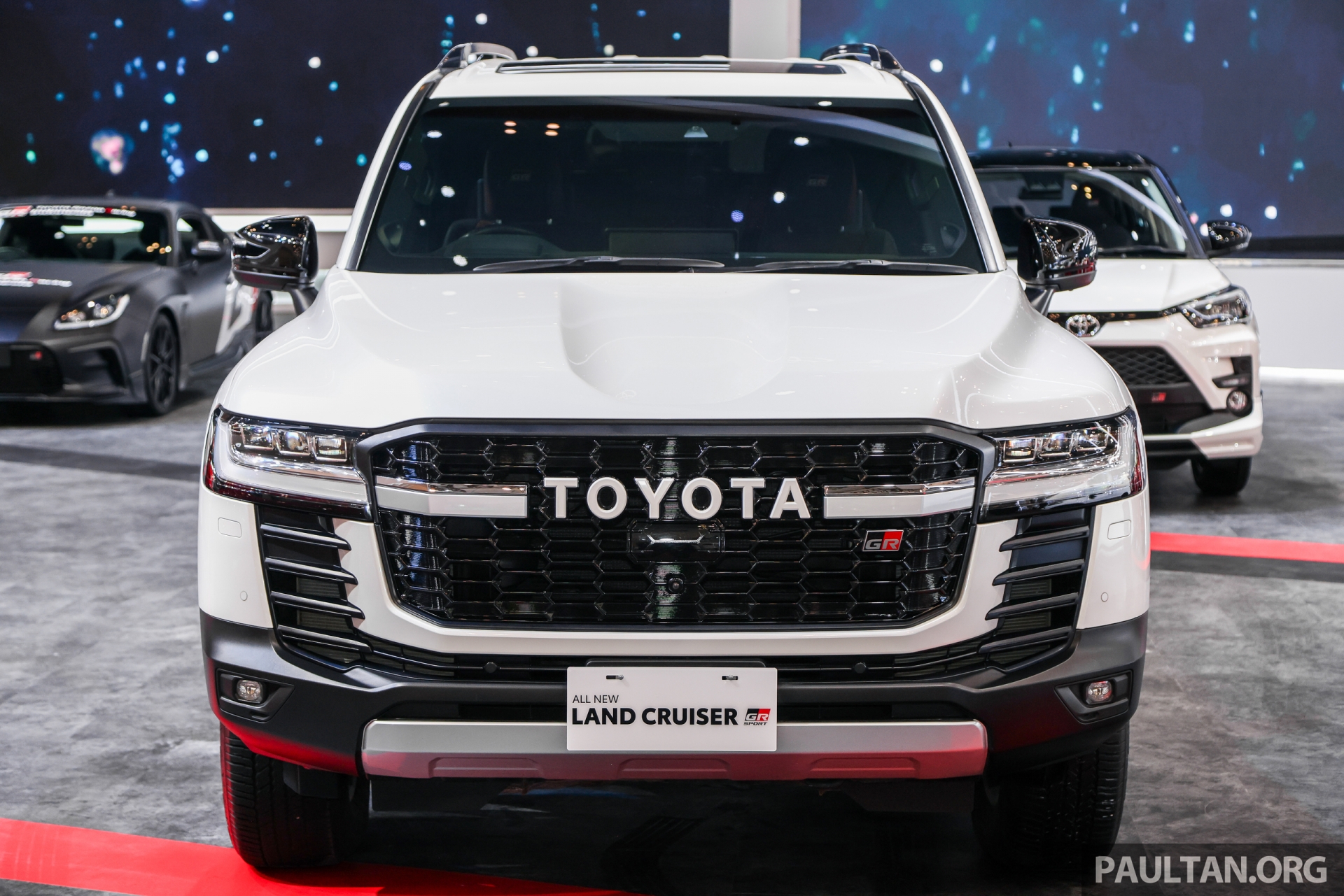 2024_GIIAS_Toyota_Land_Cr