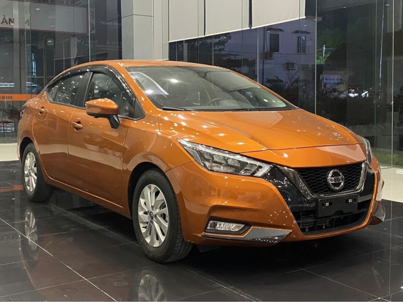 Nissan Almera đang bán tại Việt Nam