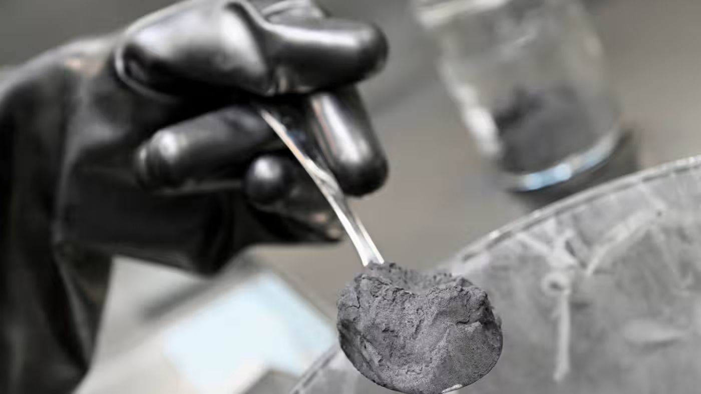 Graphite là thành phần quan trọng để sản xuất pin xe điện