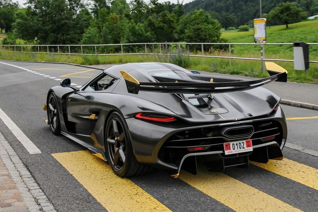 koenigsegg-jesko-attack-nur-edition-8-536_result