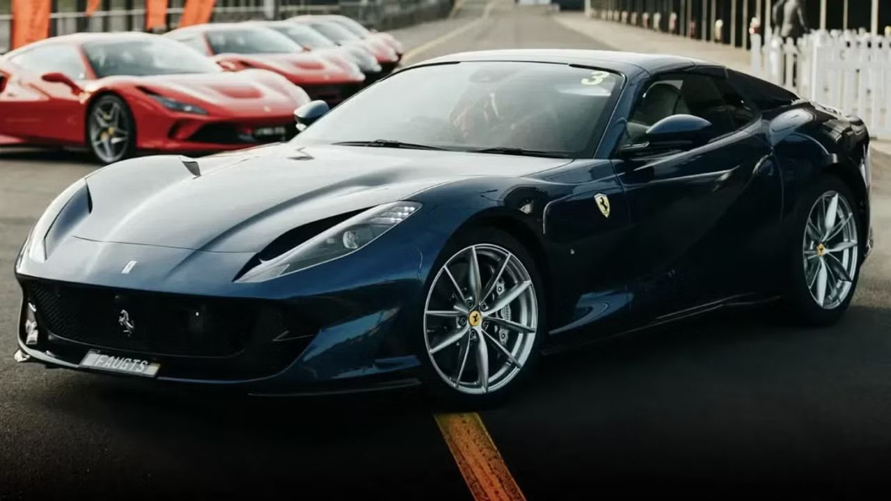 Ferrari 812 GTS.