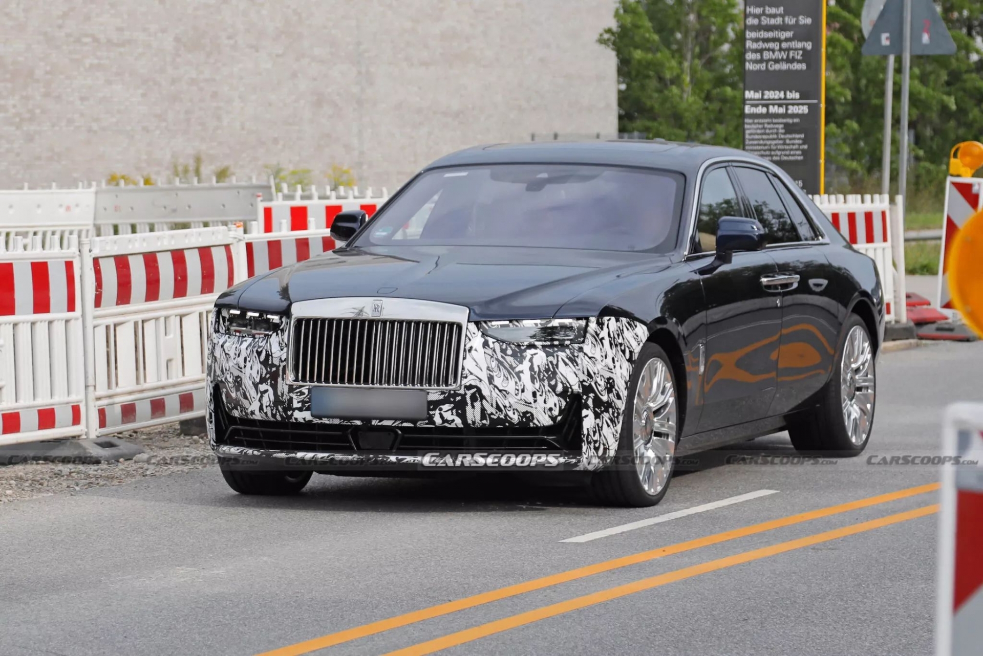 Rolls-Royce-Ghost-facelift-scoop-00002-2048x1368_result