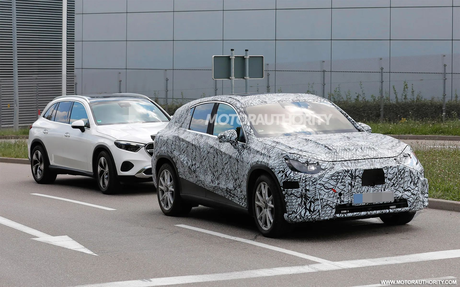 2026-mercedes-benz-glc-class-ev-spy-shots--photo-credit-baldauf_100895129_h_result