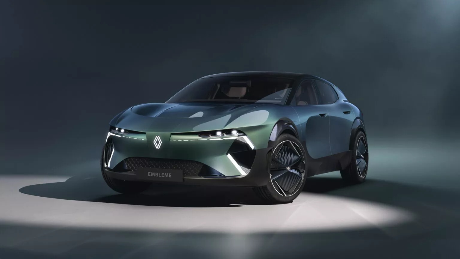 Renault-Embleme-Concept-1-1536x8