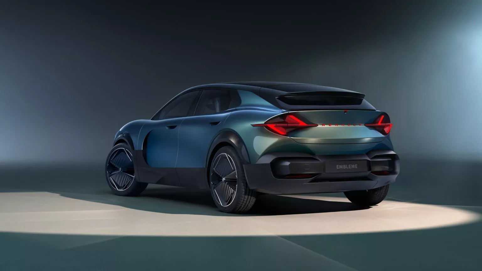 Renault-Embleme-Concept-3-1536x8