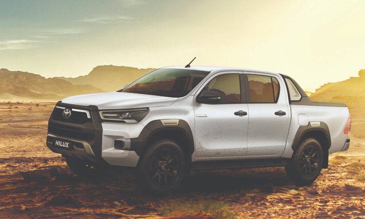 Mitsubishi Triton vượt mặt Toyota Hilux, Ford Ranger vẫn là 'vua bán tải'