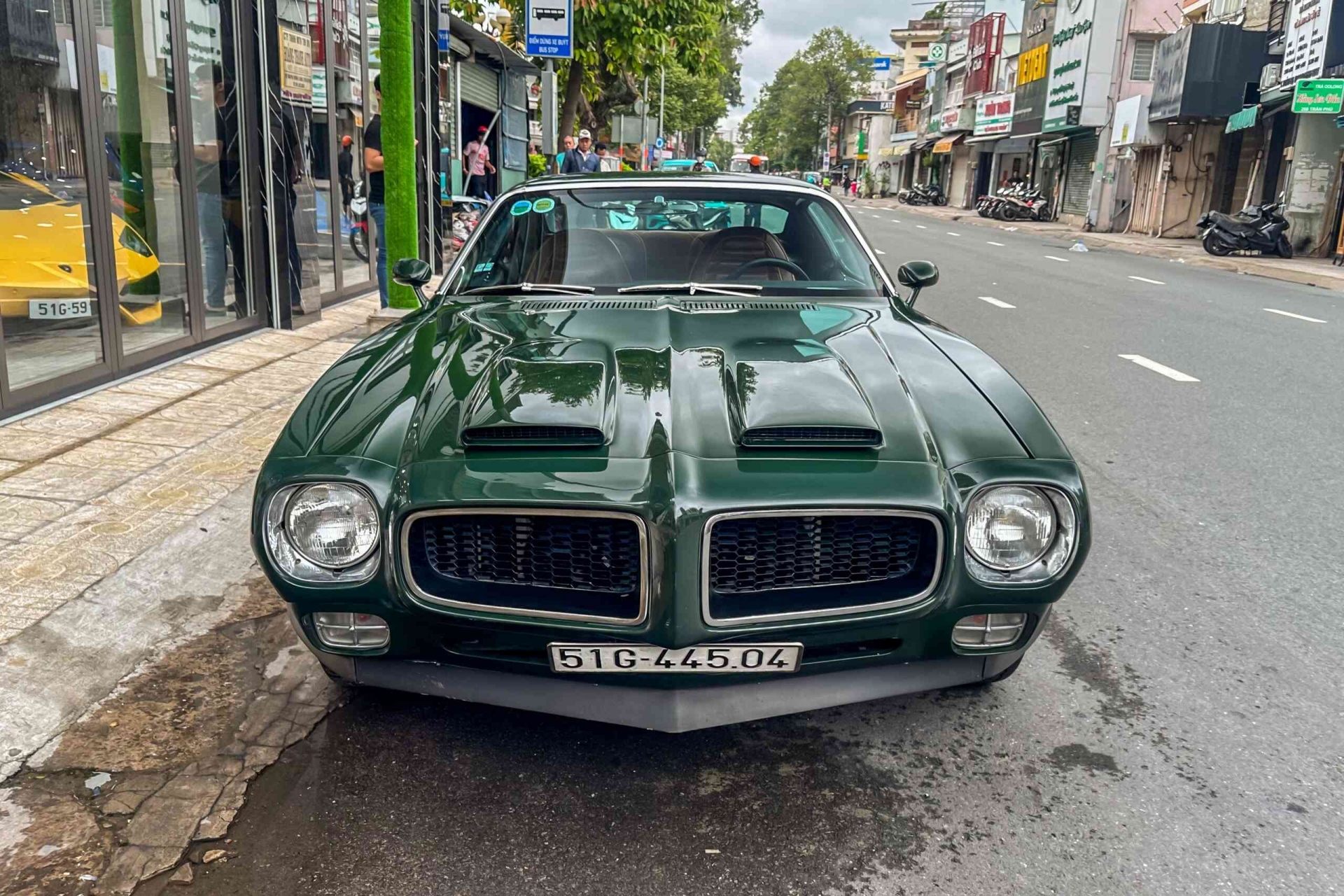 pontiac-firebird-formula-4002-17_optimized