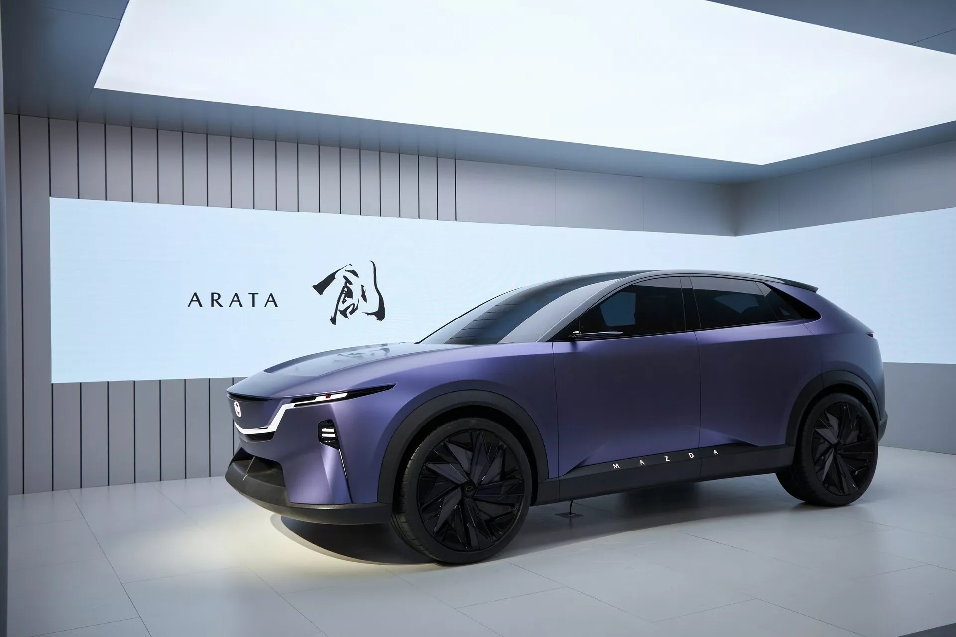 mazda-arata-concept-1107-3-17310